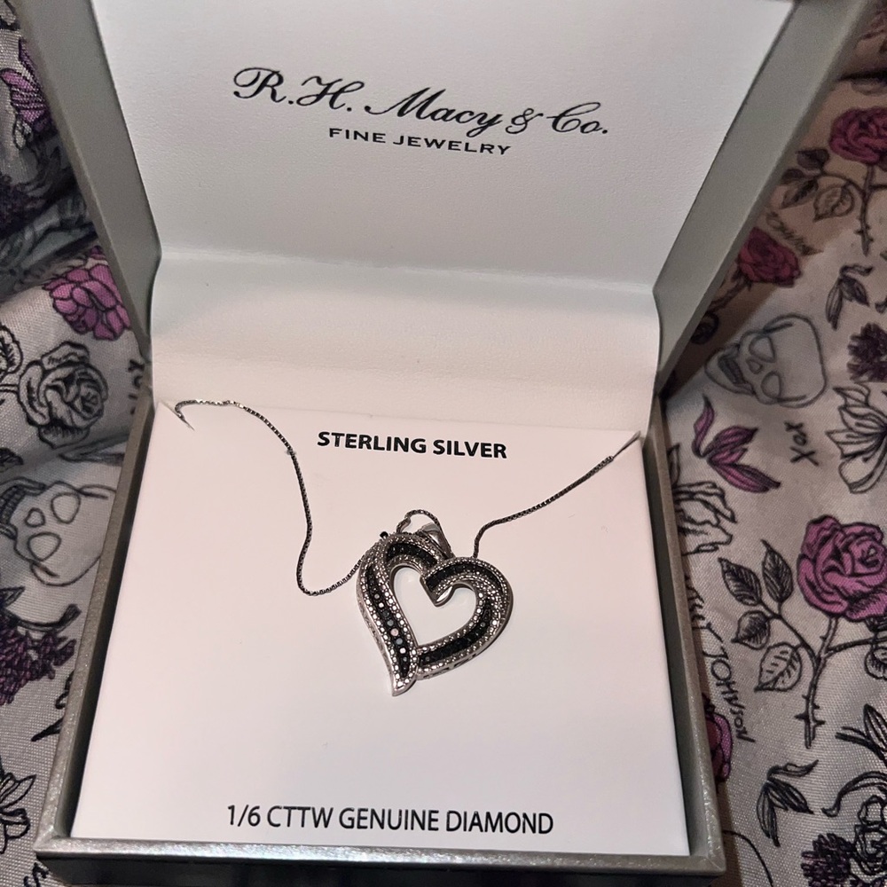 Beautiful almost new black and white diamond necklace and bracelet set Macy’s